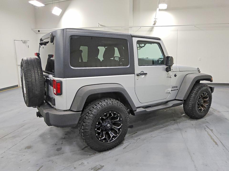69747546 :رقم المزاد ، 1J4GA2D17BL636517 vin ، 2011 Jeep Wrangler مزاد بيع