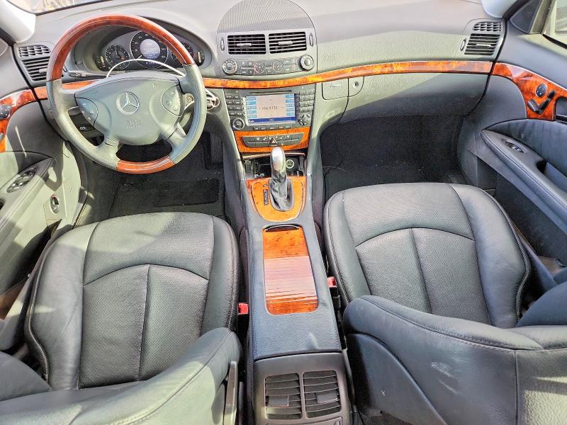 70329996 :رقم المزاد ، WDBUF65J95A664172 vin ، 2005 Mercedes-benz E مزاد بيع
