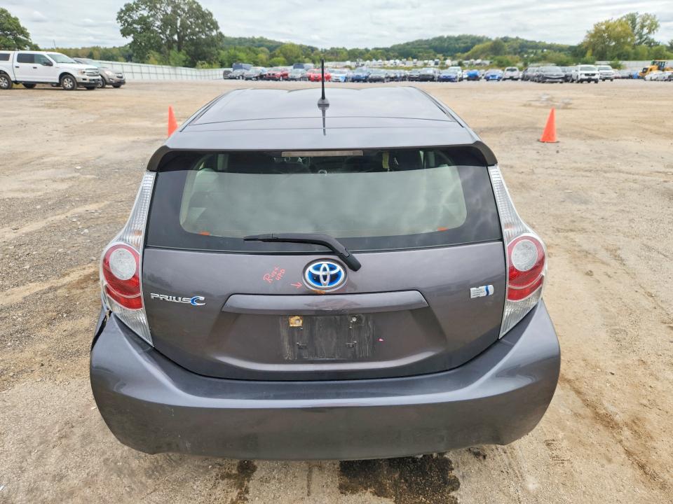 Продажа на аукционе авто 2014 Toyota Prius C, vin: JTDKDTB37E1573632, номер лота: 69933006