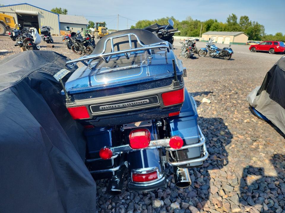 65804206 :رقم المزاد ، 1HD1FCM15CB692044 vin ، 2012 Harley-davidson Flhtcu مزاد بيع