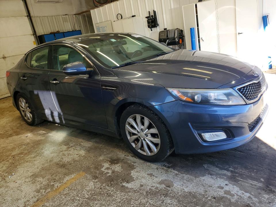 70483336 :رقم المزاد ، 5XXGN4A74FG421715 vin ، 2015 Kia Optima مزاد بيع