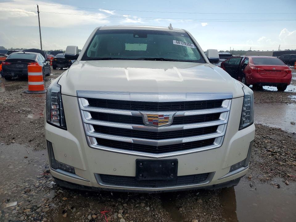 2015 Cadillac Escalade მანქანა იყიდება აუქციონზე, vin: 1GYS3SKJ8FR630929, აუქციონის ნომერი: 68129306