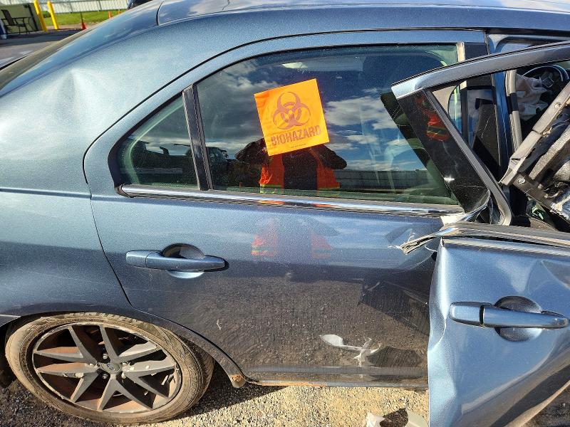 68507726 :رقم المزاد ، 3FAHP0JA9BR221515 vin ، 2011 Ford Fusion مزاد بيع