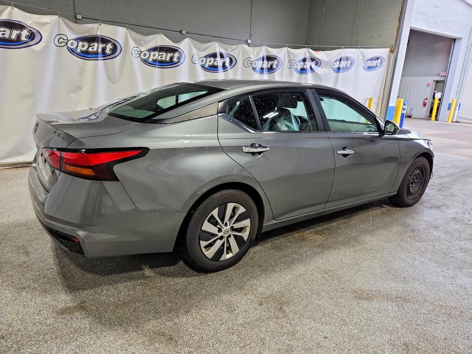 69428936 :رقم المزاد ، 1N4BL4BV8PN378361 vin ، 2023 Nissan Altima مزاد بيع