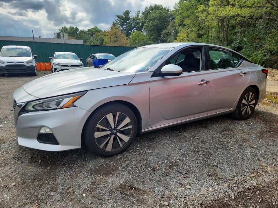 69740566 :رقم المزاد ، 1N4BL4DV9MN415765 vin ، 2021 Nissan Altima مزاد بيع