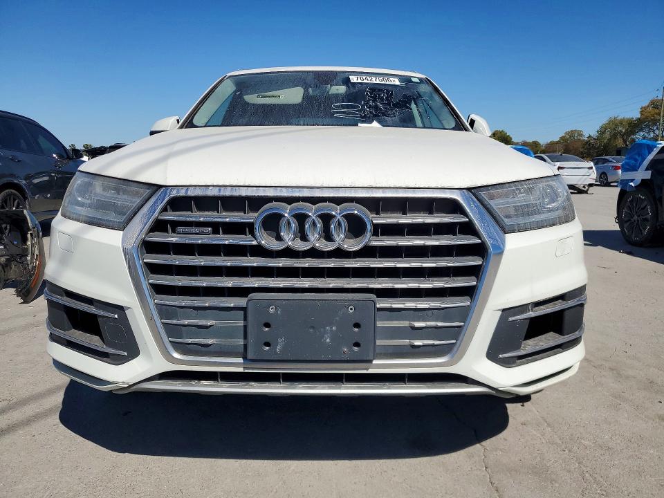 Продаж на аукціоні авто 2017 Audi Q7, vin: WA1LAAF74HD000201, номер лоту: 70427506