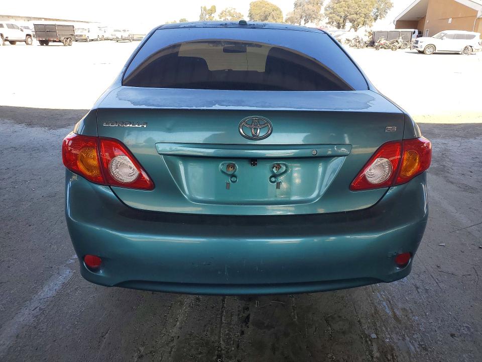 70480616 :رقم المزاد ، 1NXBU4EE8AZ218279 vin ، 2010 Toyota Corolla مزاد بيع