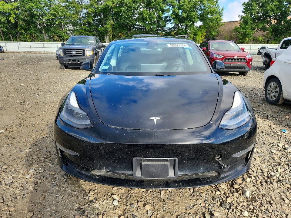69377366 :رقم المزاد ، 5YJ3E1EA0MF028426 vin ، 2021 Tesla Model 3 مزاد بيع