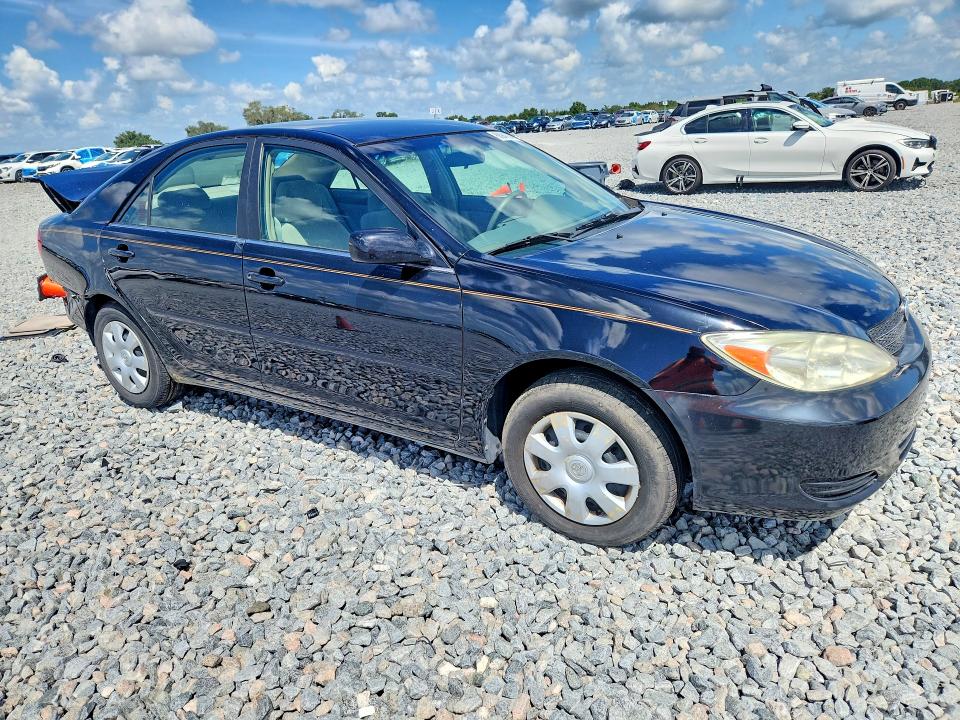 68943246 :رقم المزاد ، 4T1BE30K73U158809 vin ، 2003 Toyota Camry مزاد بيع