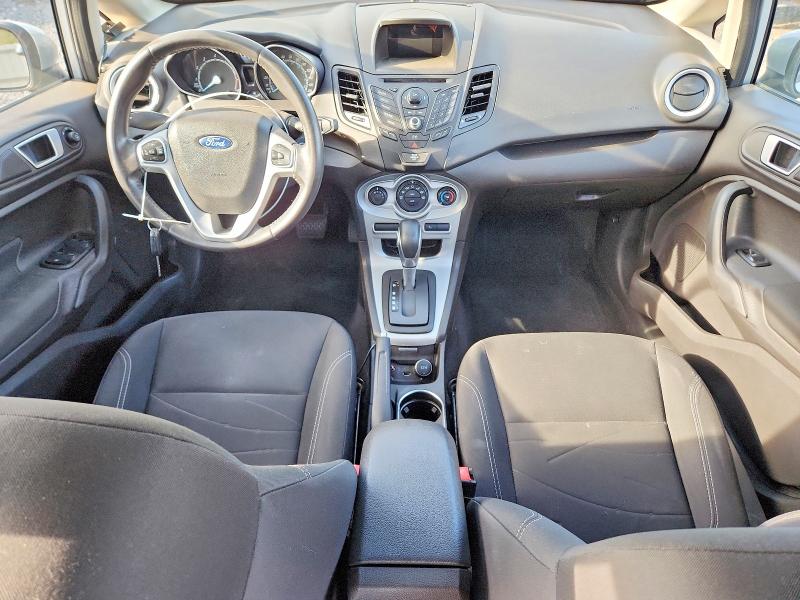 70177546 :رقم المزاد ، 3FADP4BJ2FM138144 vin ، 2015 Ford Fiesta مزاد بيع