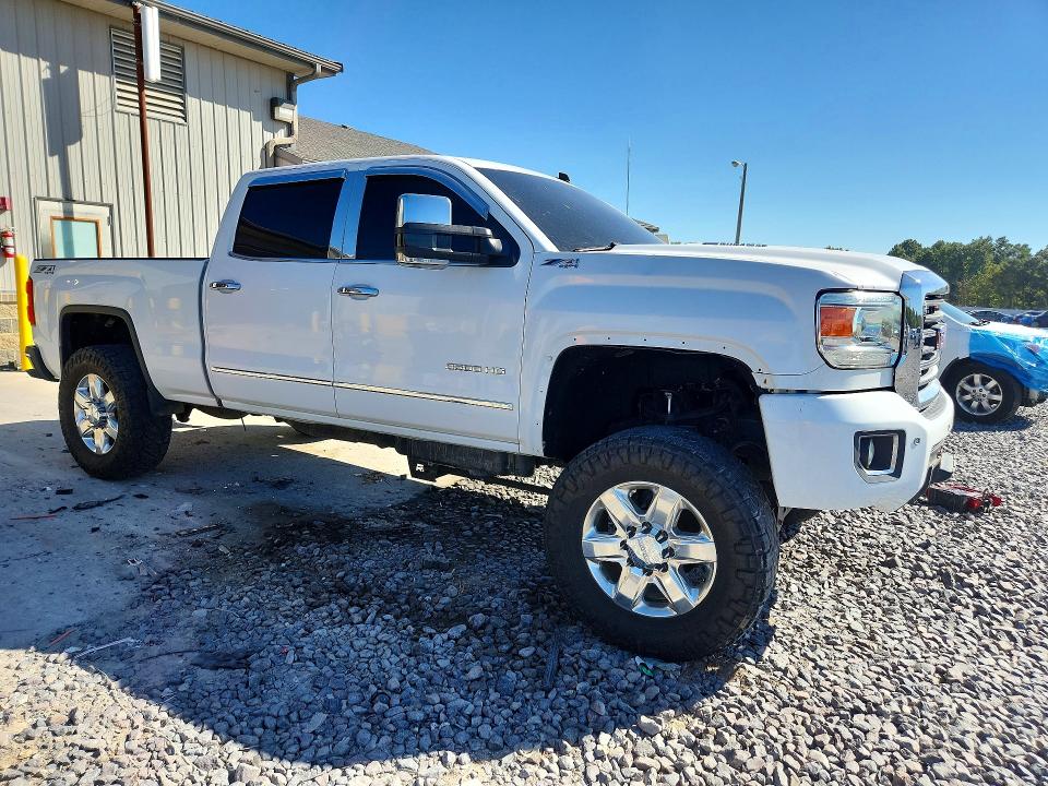 2015 Gmc Sierra მანქანა იყიდება აუქციონზე, vin: 1GT12ZE88FF105652, აუქციონის ნომერი: 70782836