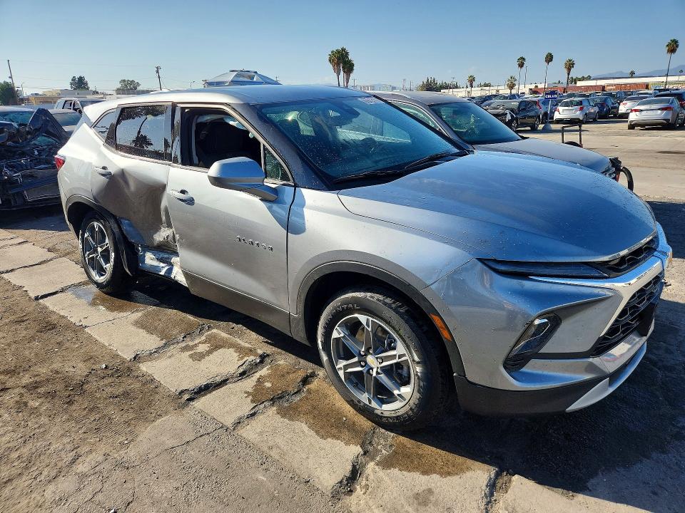 Продаж на аукціоні авто 2025 Chevrolet Blazer, vin: 3GNKBCR47SS266127, номер лоту: 70184396