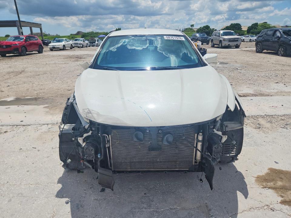2016 Nissan Altima მანქანა იყიდება აუქციონზე, vin: 1N4AL3AP9GC171997, აუქციონის ნომერი: 68761976