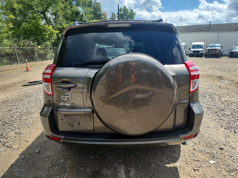 68401466 :رقم المزاد ، JTMBF4DV8B5040868 vin ، 2011 Toyota Rav4 مزاد بيع