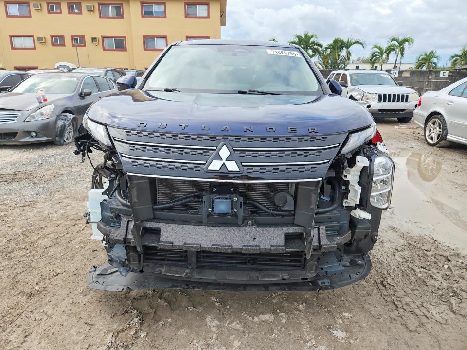71058796 :رقم المزاد ، JA4J3UA82PZ058943 vin ، 2023 Mitsubishi Outlander مزاد بيع