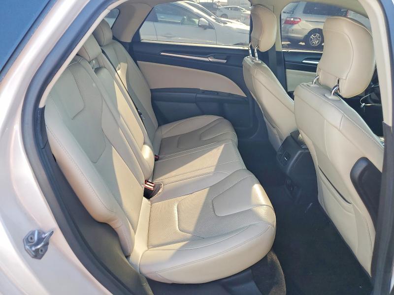 Продаж на аукціоні авто 2018 Ford Fusion, vin: 3FA6P0SU8JR260899, номер лоту: 69796206