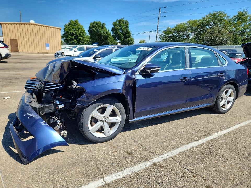 Продаж на аукціоні авто 2012 Volkswagen Passat, vin: 1VWBP7A3XCC098508, номер лоту: 69250436