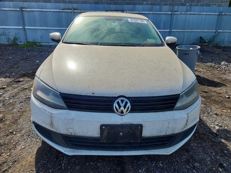67597196 :رقم المزاد ، 3VWDP7AJ3CM396923 vin ، 2012 Volkswagen Jetta مزاد بيع