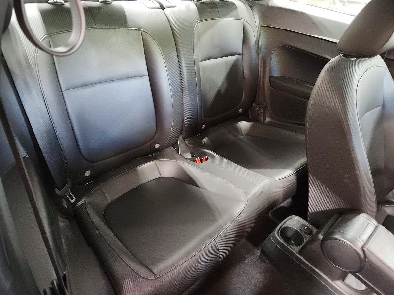 70525786 :رقم المزاد ، 3VWJ17AT6FM619725 vin ، 2015 Volkswagen Beetle مزاد بيع