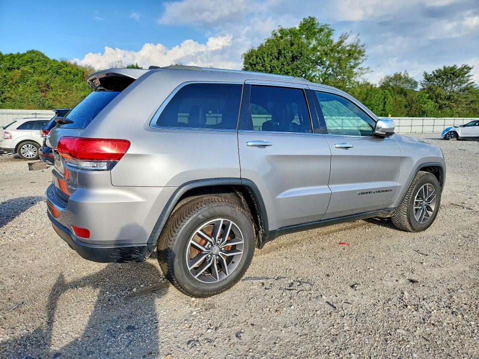 69923866 :رقم المزاد ، 1C4RJEBG0JC513745 vin ، 2018 Jeep Grand Cherokee مزاد بيع