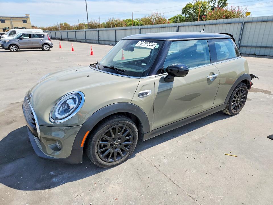 Продажа на аукционе авто 2021 Mini Cooper, vin: WMWXR3C08M2M92236, номер лота: 70496886