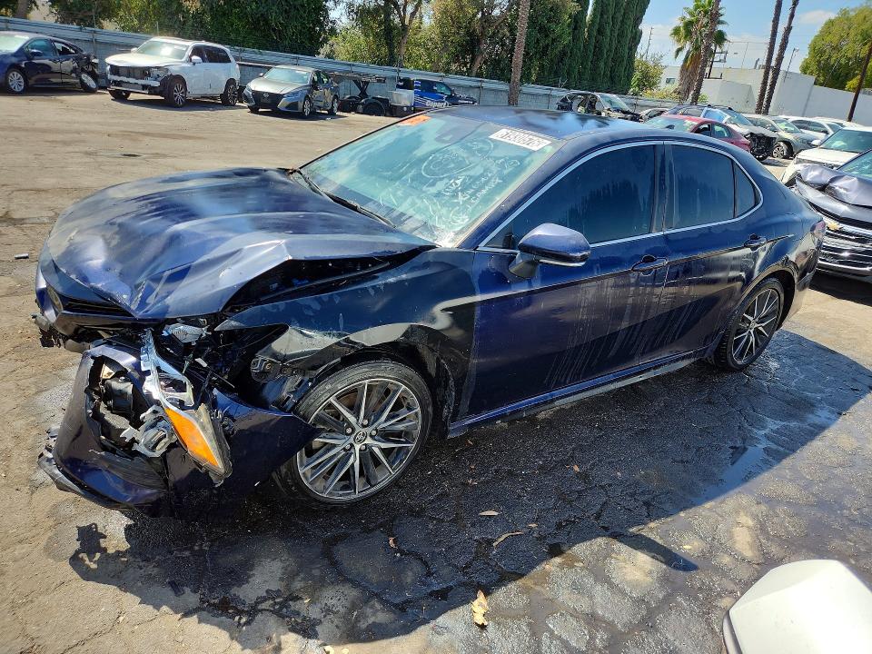 2022 Toyota Camry მანქანა იყიდება აუქციონზე, vin: 4T1T11AK5NU656271, აუქციონის ნომერი: 61930576