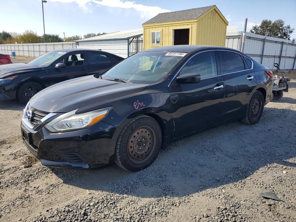 69787706 :رقم المزاد ، 1N4AL3AP0JC180126 vin ، 2018 Nissan Altima مزاد بيع