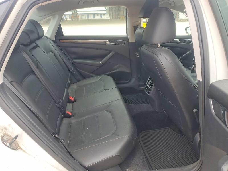 Продаж на аукціоні авто 2017 Volkswagen Passat, vin: 1VWBT7A31HC046476, номер лоту: 67815016