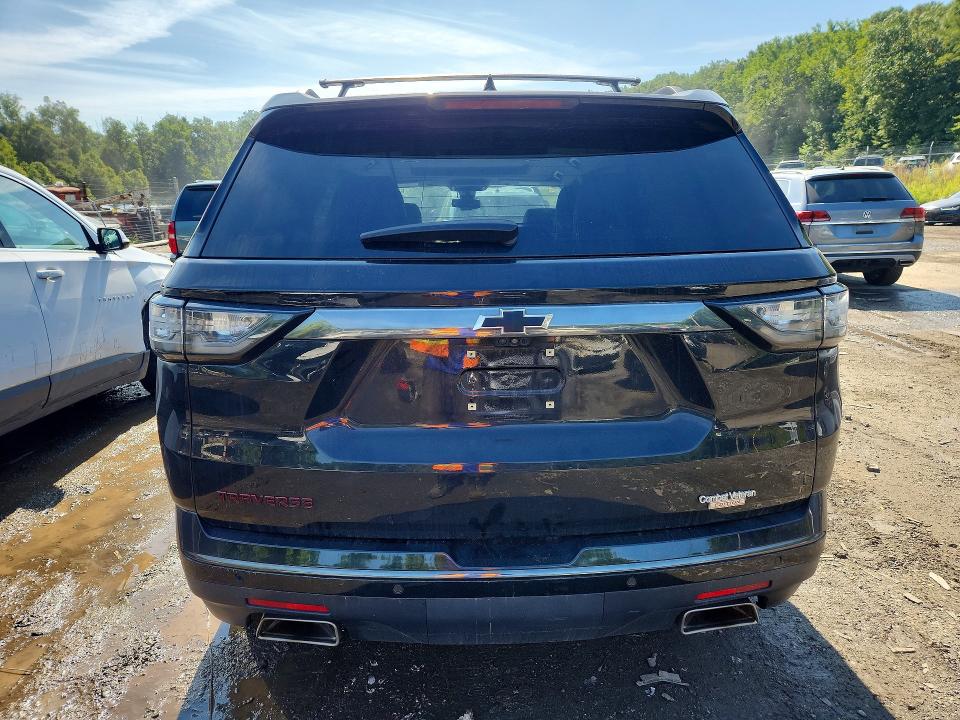 68182076 :رقم المزاد ، 1GNERKKW2JJ188354 vin ، 2018 Chevrolet Traverse مزاد بيع