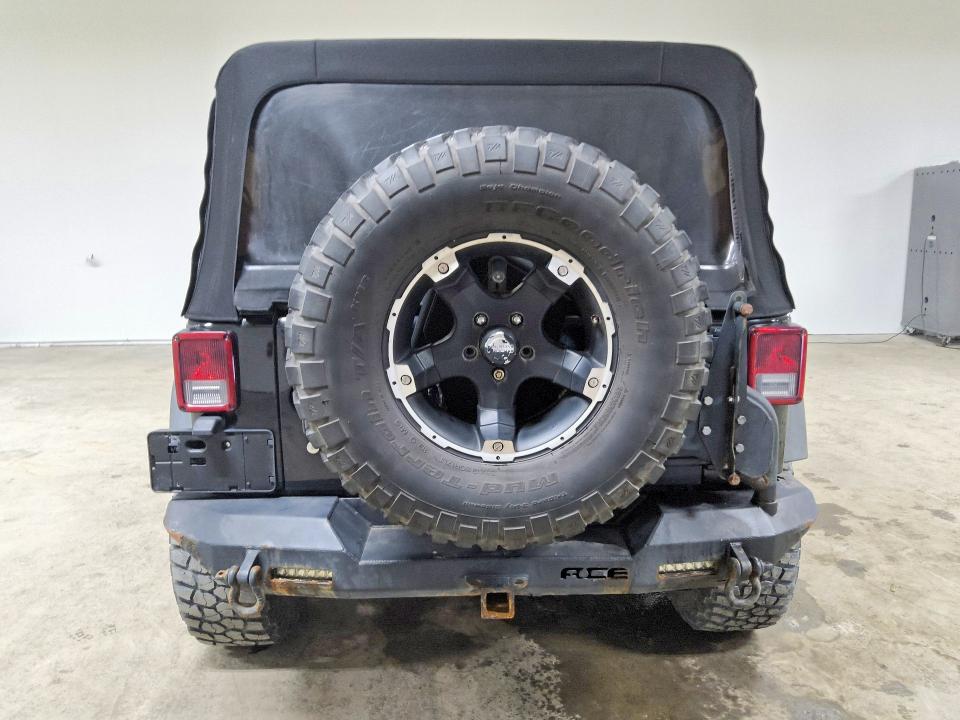 2014 Jeep Wrangler Unlimited მანქანა იყიდება აუქციონზე, vin: 1C4BJWFG8EL159352, აუქციონის ნომერი: 68398026