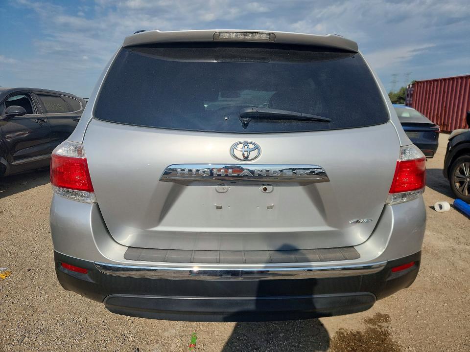 67407096 :رقم المزاد ، 5TDBK3EHXBS048804 vin ، 2011 Toyota Highlander مزاد بيع