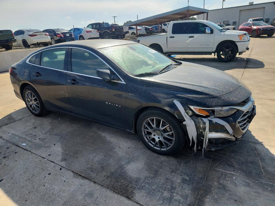 69411726 :رقم المزاد ، 1G1ZD5ST8KF127202 vin ، 2019 Chevrolet Malibu مزاد بيع