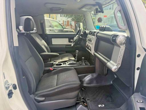 2012 Toyota Fj Cruiser მანქანა იყიდება აუქციონზე, vin: JTEBU4BF1CK147907, აუქციონის ნომერი: 67996326