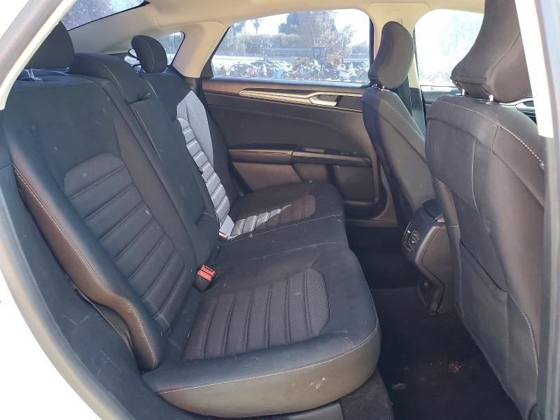 70018206 :رقم المزاد ، 3FA6P0HD1JR218680 vin ، 2018 Ford Fusion مزاد بيع