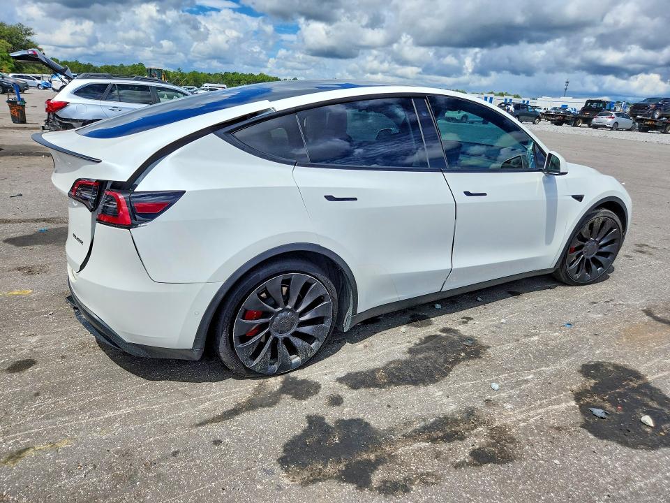Продажа на аукционе авто 2022 Tesla Model Y, vin: 7SAYGDEF7NF550407, номер лота: 67566616