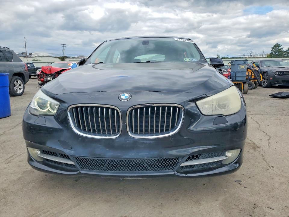 71014266 :رقم المزاد ، WBASP2C51BC337833 vin ، 2011 Bmw 535 مزاد بيع