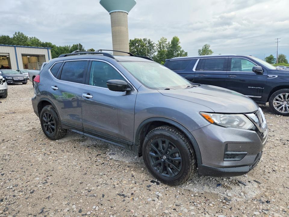 2017 Nissan Rogue მანქანა იყიდება აუქციონზე, vin: 5N1AT2MV1HC871394, აუქციონის ნომერი: 68597376
