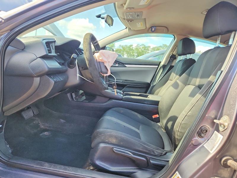68682606 :رقم المزاد ، 2HGFC2F50GH555554 vin ، 2016 Honda Civic مزاد بيع