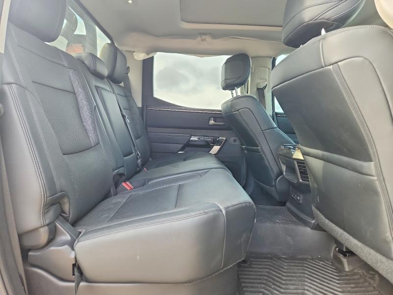 Продажа на аукционе авто 2022 Toyota Tundra, vin: 5TFJA5AB1NX001400, номер лота: 71108876