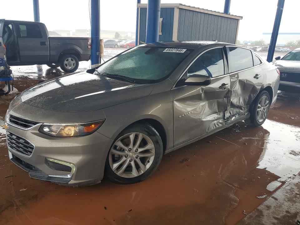 69327846 :رقم المزاد ، 1G1ZD5ST0JF247400 vin ، 2018 Chevrolet Malibu مزاد بيع