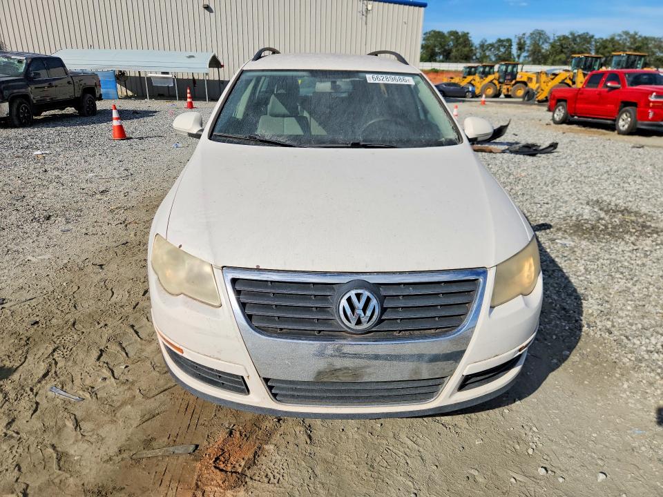 2008 Volkswagen Passat მანქანა იყიდება აუქციონზე, vin: WVWXK73C58E076870, აუქციონის ნომერი: 66289686