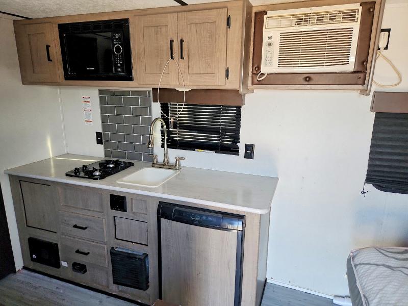 Продаж на аукціоні авто 2020 Keystone Hideout, vin: 4YDT17816LW242113, номер лоту: 70152846