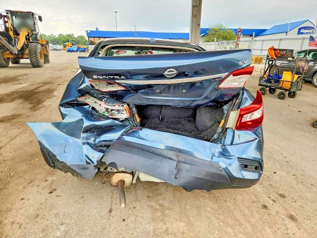 68431816 :رقم المزاد ، 3N1AB7AP1HY260754 vin ، 2017 Nissan Sentra مزاد بيع