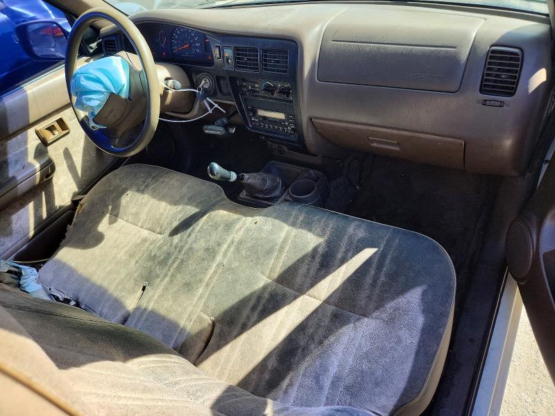 2000 Toyota Tacoma მანქანა იყიდება აუქციონზე, vin: 4TANL42N0YZ593343, აუქციონის ნომერი: 71298546