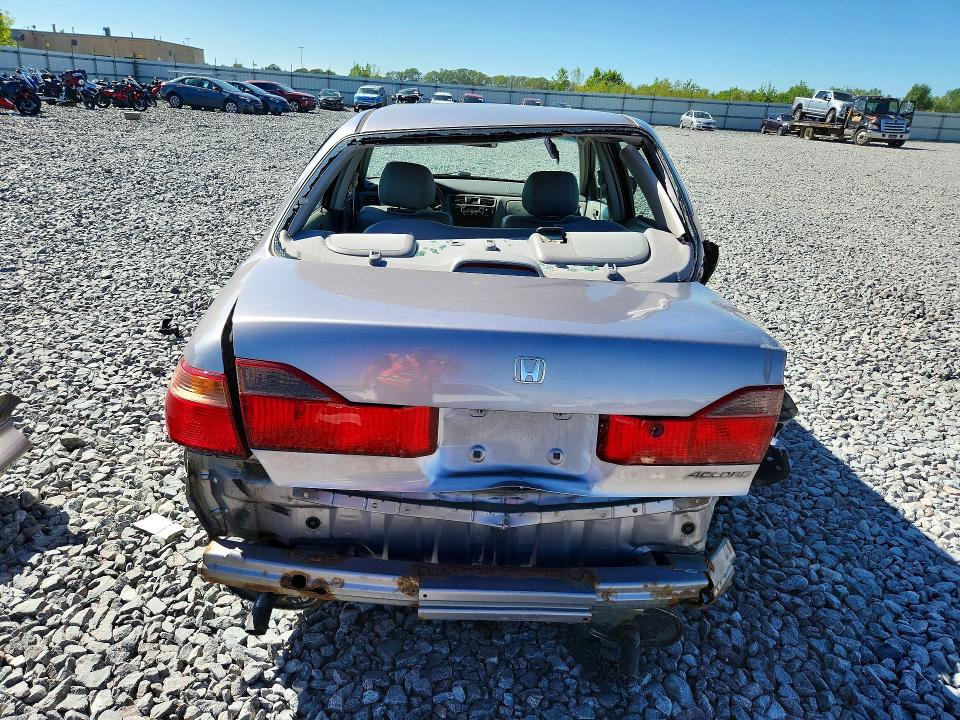 Продажа на аукционе авто 2000 Honda Accord, vin: 1HGCG1655YA007826, номер лота: 68500776