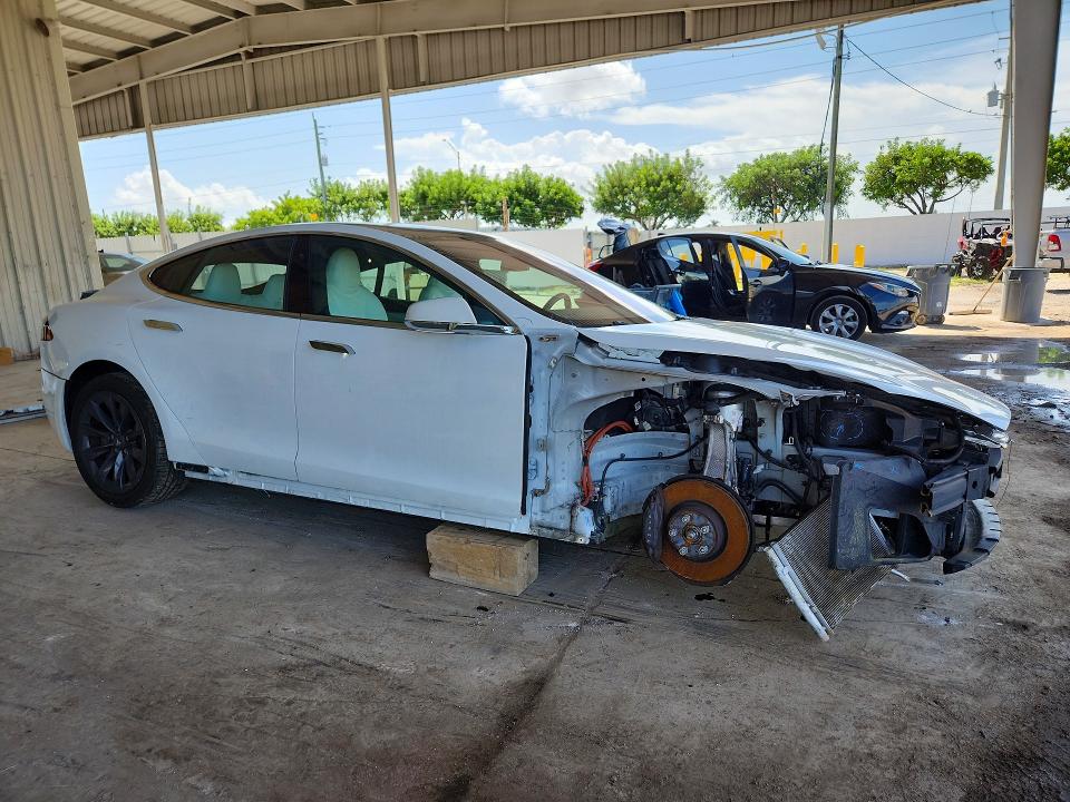 Auction sale of the 2020 Tesla Model S, vin: 5YJSA1E29LF409299, lot number: 69290806
