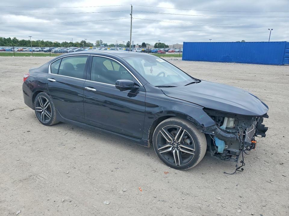 2017 Honda Accord მანქანა იყიდება აუქციონზე, vin: 1HGCR3F98HA031577, აუქციონის ნომერი: 69866166
