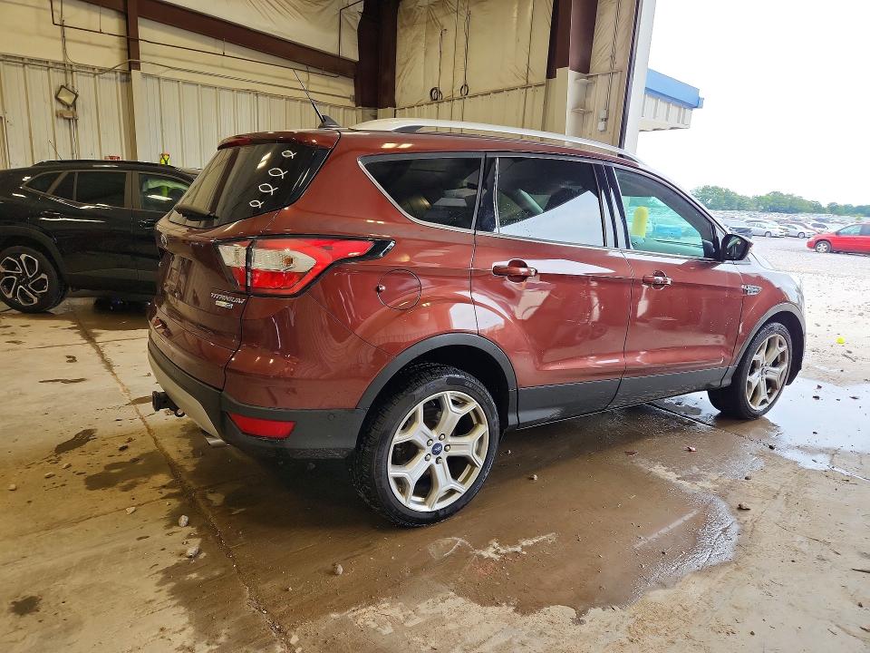Продажа на аукционе авто 2018 Ford Escape, vin: 1FMCU9J98JUB59292, номер лота: 66807736