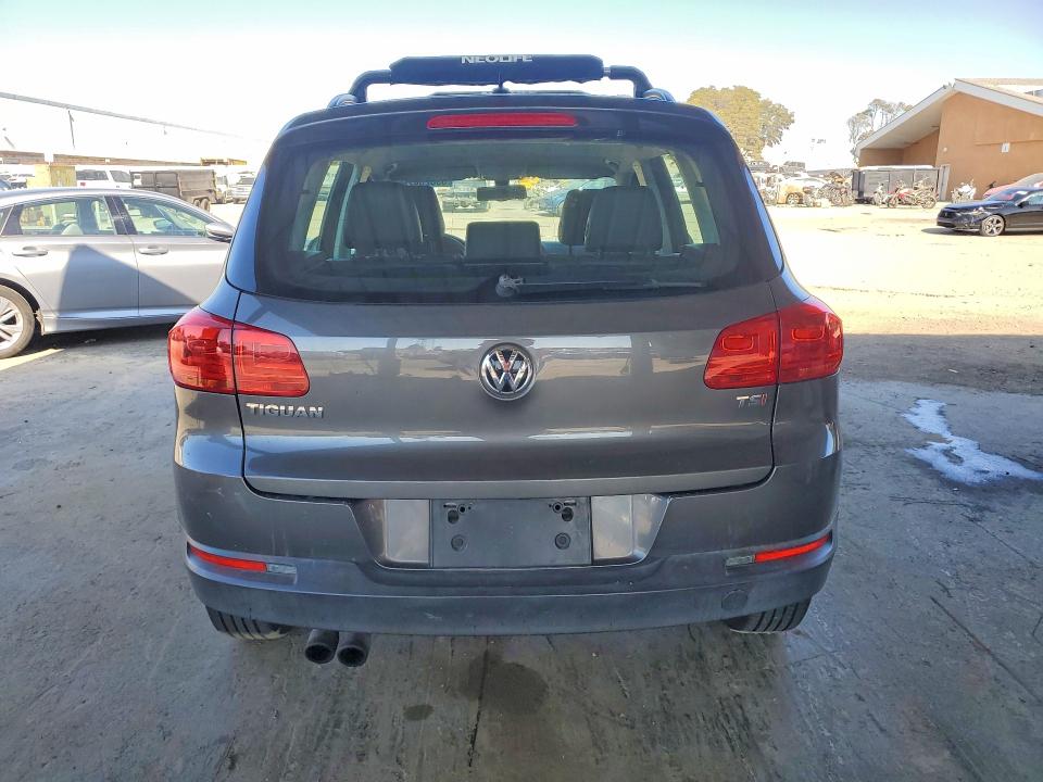 69820426 :رقم المزاد ، WVGAV7AX7GW051072 vin ، 2016 Volkswagen Tiguan مزاد بيع