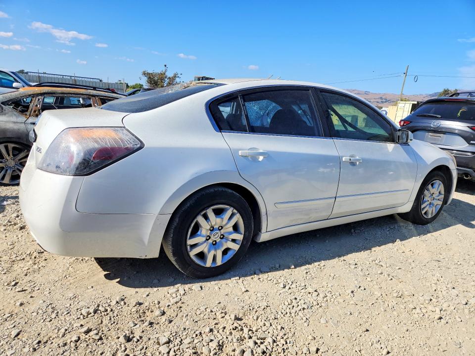 67643306 :رقم المزاد ، 1N4AL2AP6AN442116 vin ، 2010 Nissan Altima مزاد بيع